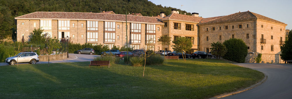 Parador De Аргоманис Экстерьер фото
